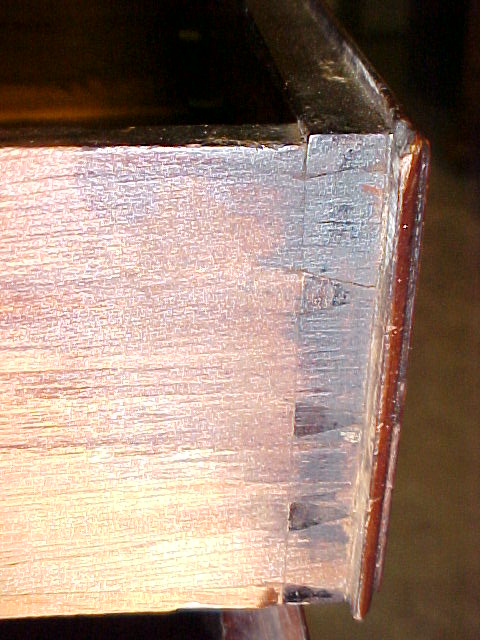 Chest-1700s-second drawer 