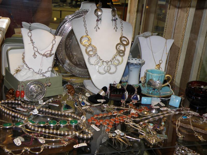 Sterling Silver Jewelry  Display 